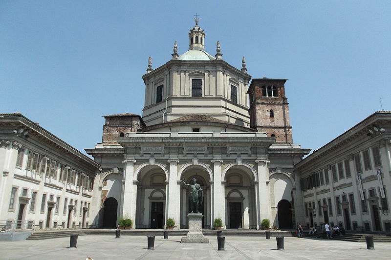 Facciata della Basilica Maggiore di San Lorenzo a Porta Ticinese, Milano